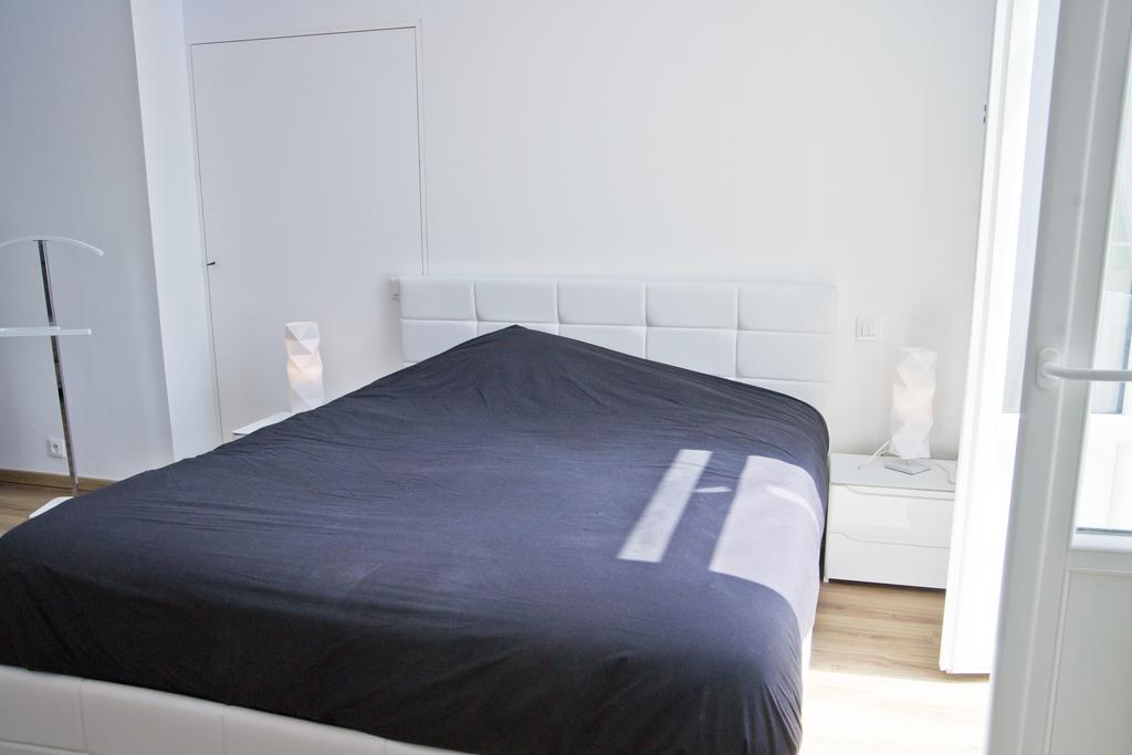 Bed and Breakfast Moulin Des Tours Barbaste Habitación foto